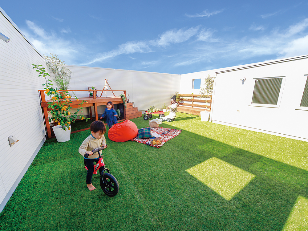 ガーデニング・家庭菜園スペースにも活用できるテラス